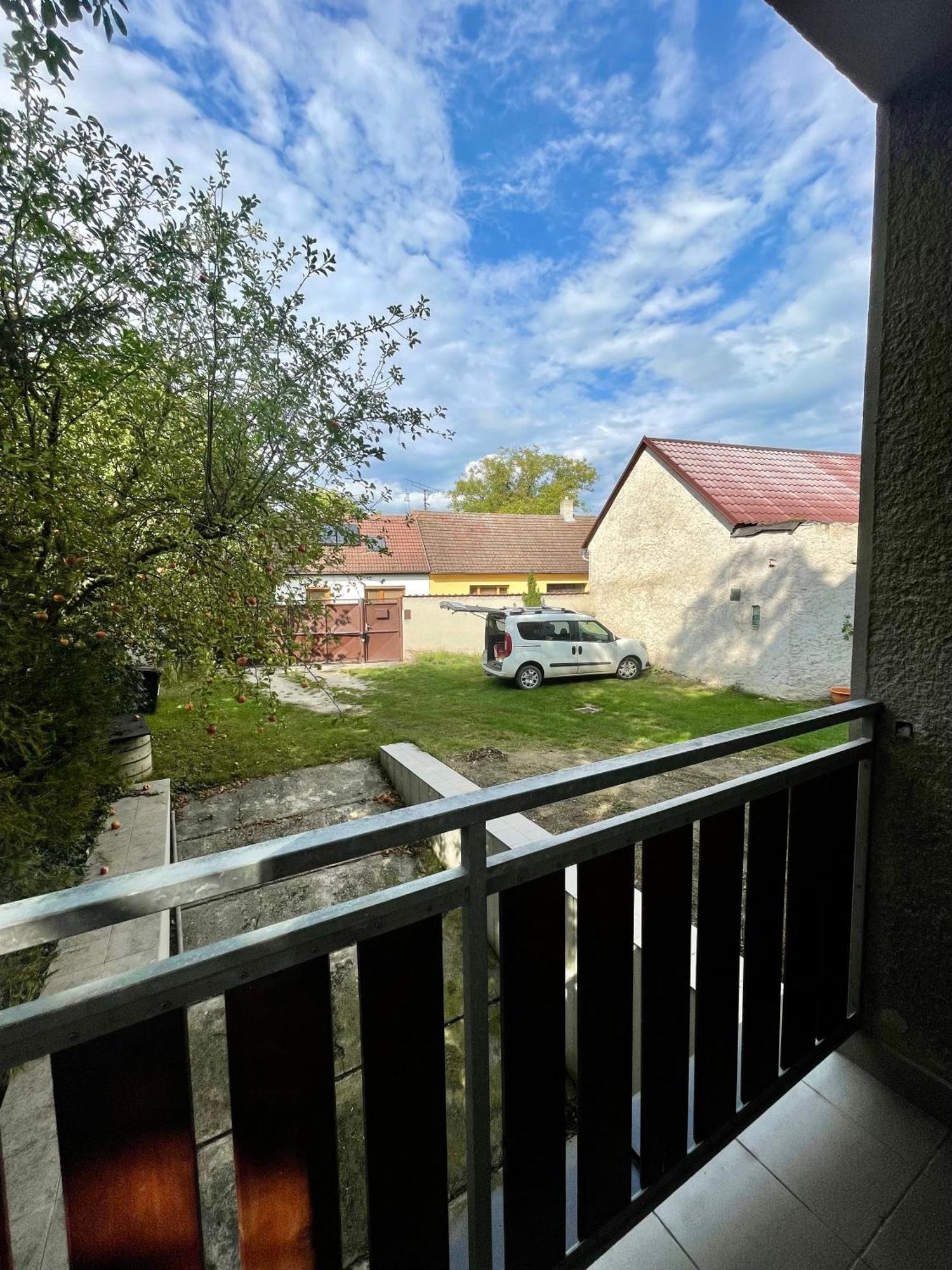 Apartment S Terasou Lysa Lysá nad Labem Exteriör bild